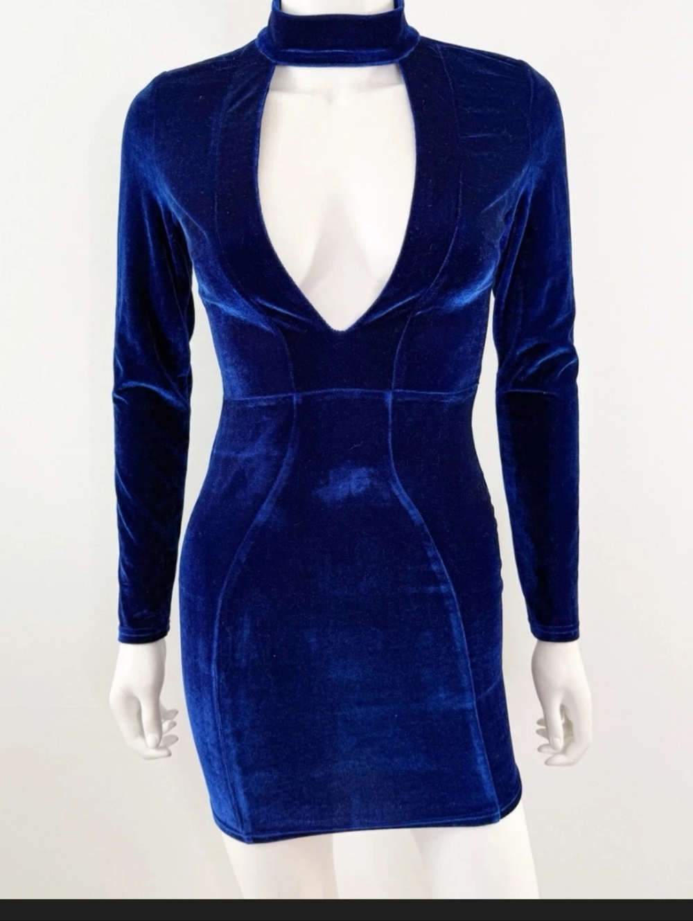 Windsor Deep V-Front Long Sleeve Velvet Mini Dress - Royal Blue